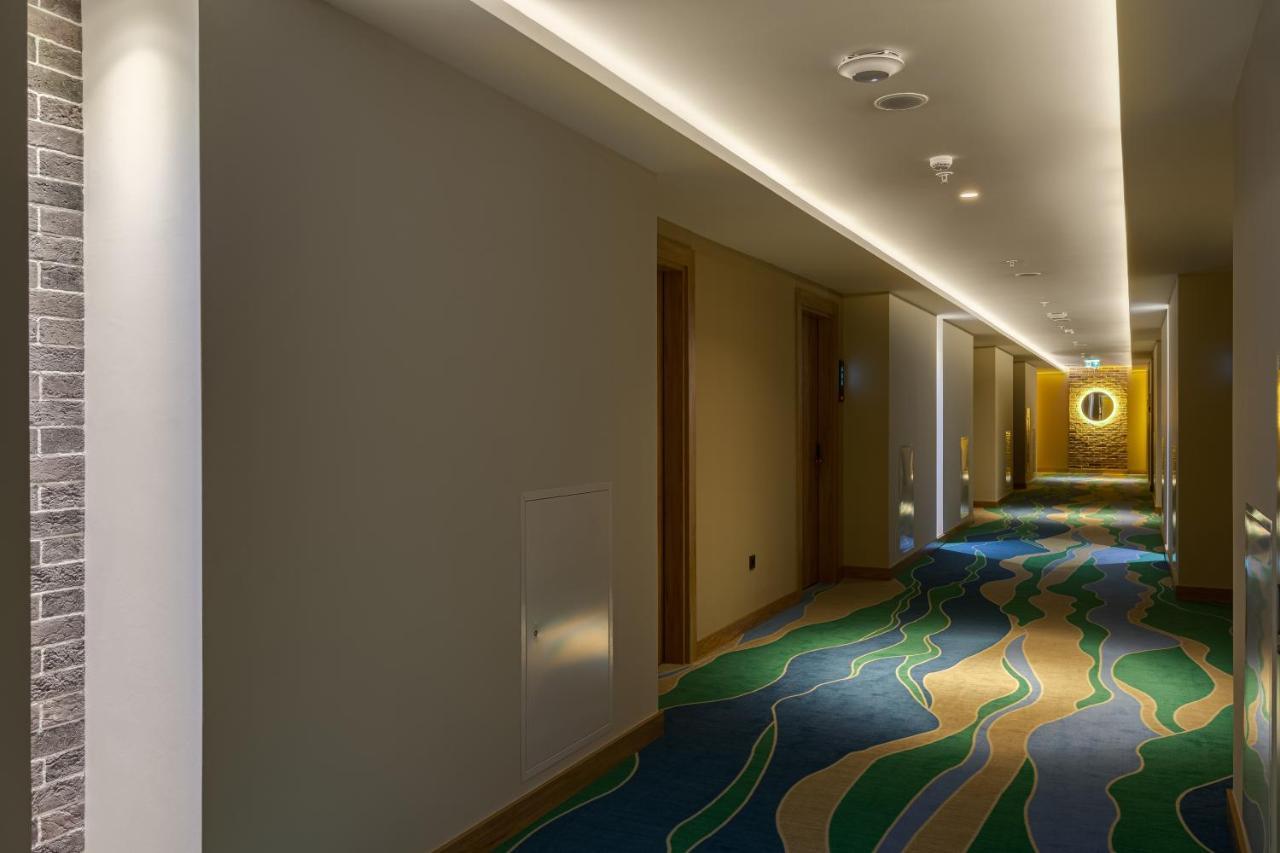 The Elements Hotel Tashkent Esterno foto