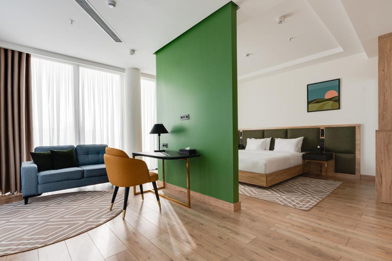 The Elements Hotel Tashkent Esterno foto