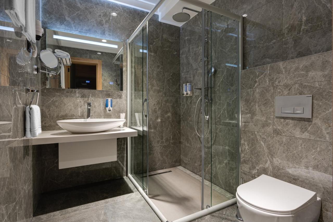 The Elements Hotel Tashkent Esterno foto