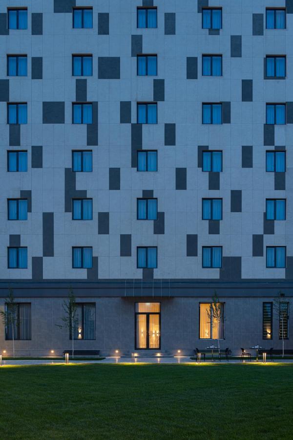 The Elements Hotel Tashkent Esterno foto
