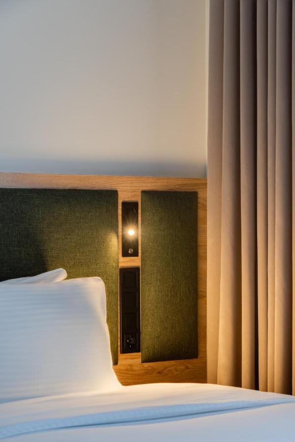 The Elements Hotel Tashkent Esterno foto