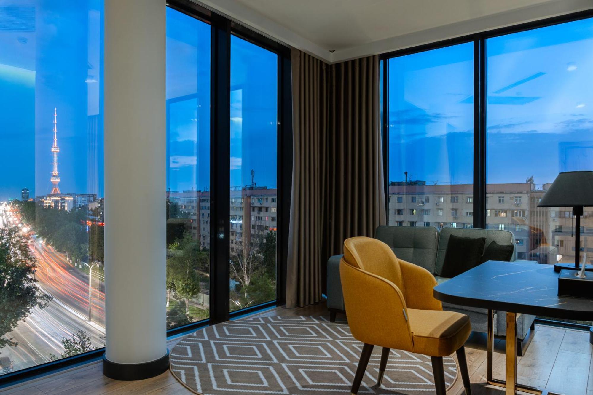 The Elements Hotel Tashkent Esterno foto